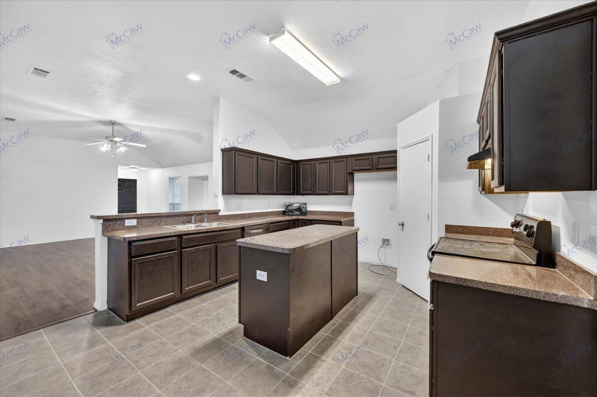 House for rent at 342 Leisure Lane, Waxahachie, TX 75165