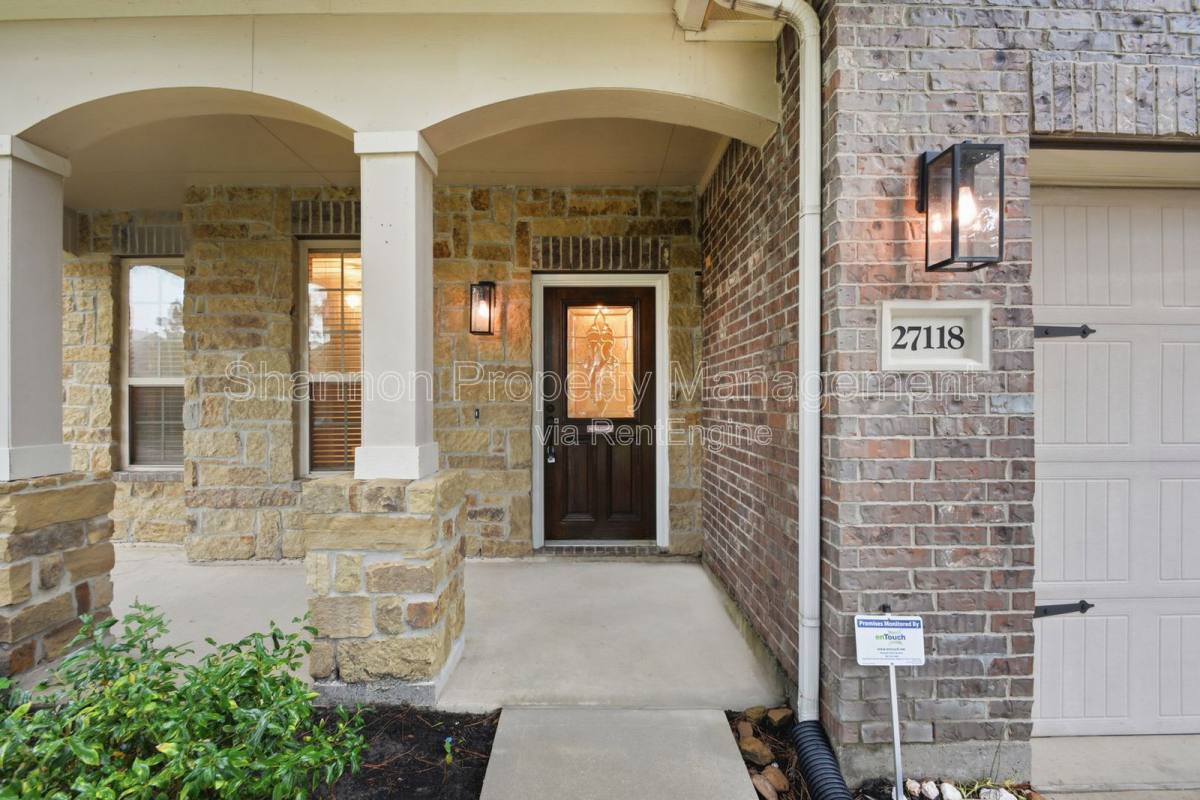 House for rent at 27118 White Sage Cove Lane, Spring, TX 77386