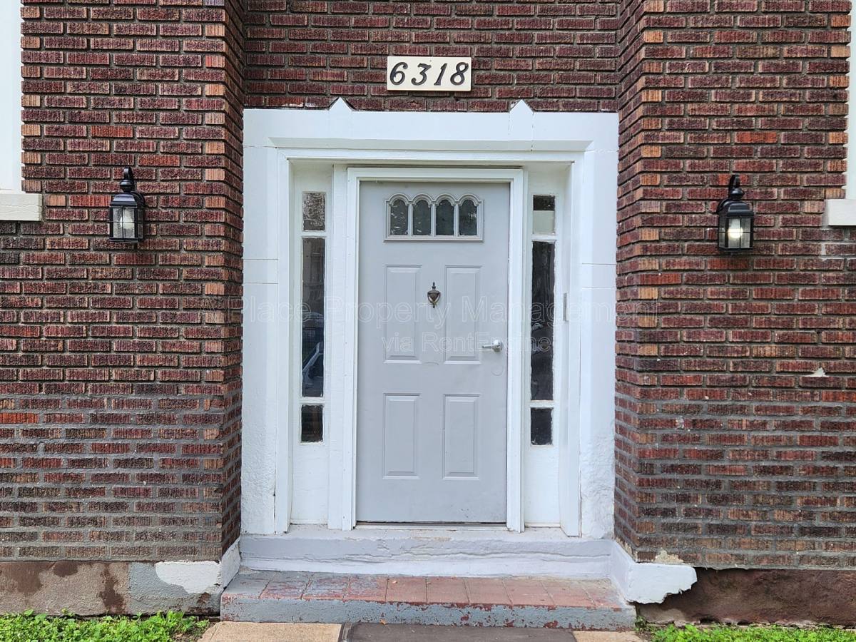 Apartment for rent at 6318 Cabanne Ave #1W, Saint Louis, MO 63130
