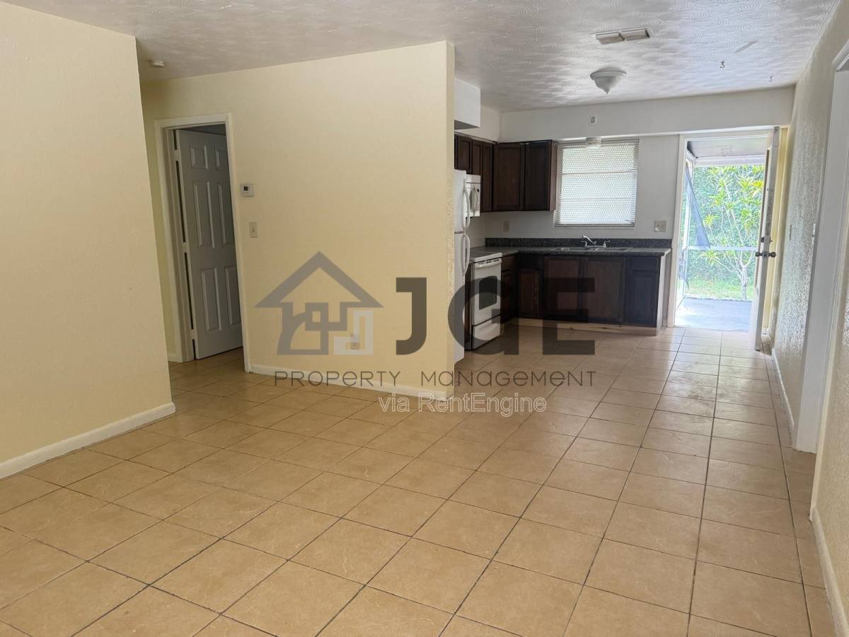 Apartment for rent at 2351 Lafayette St, Fort Myers, FL 33901