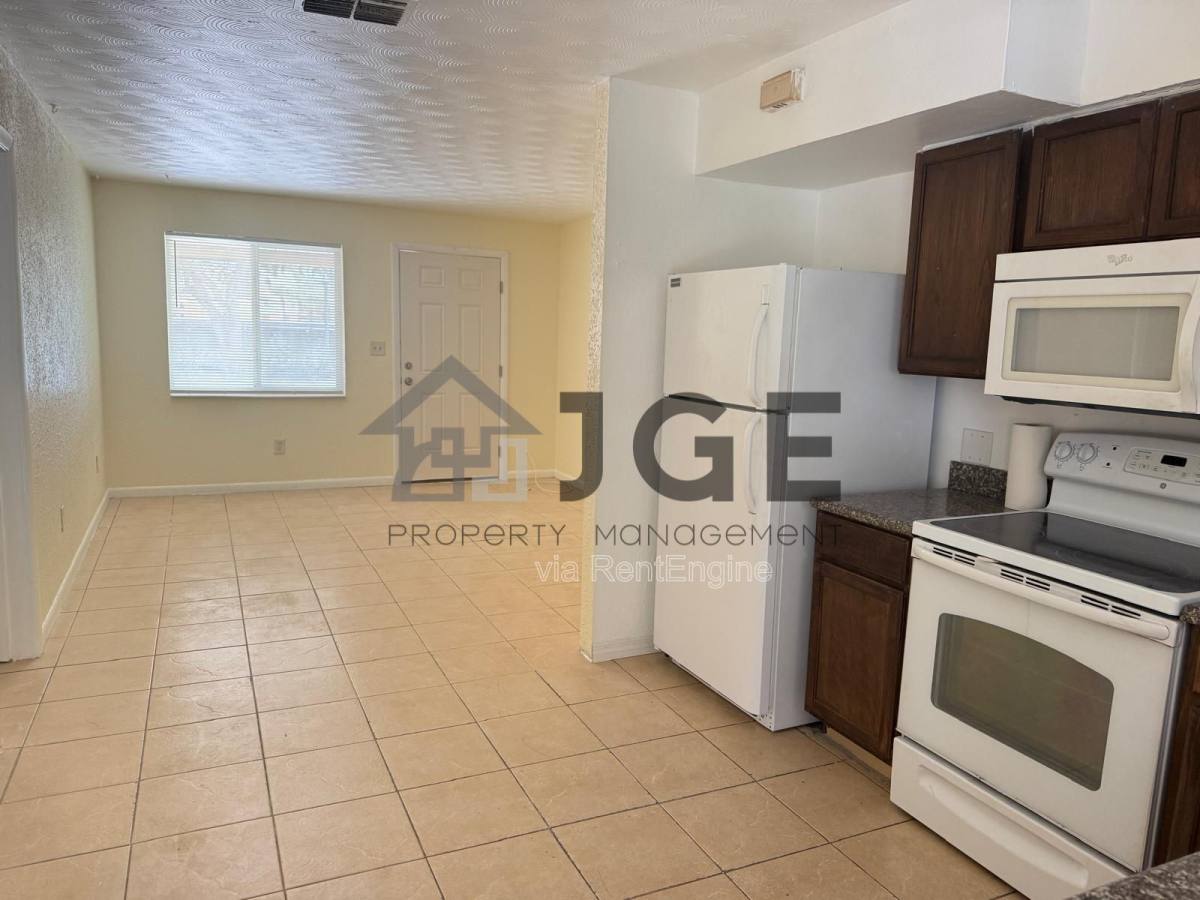 Apartment for rent at 2351 Lafayette St, Fort Myers, FL 33901