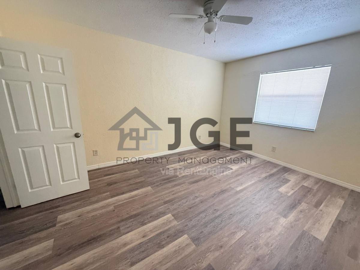 Apartment for rent at 2351 Lafayette St, Fort Myers, FL 33901