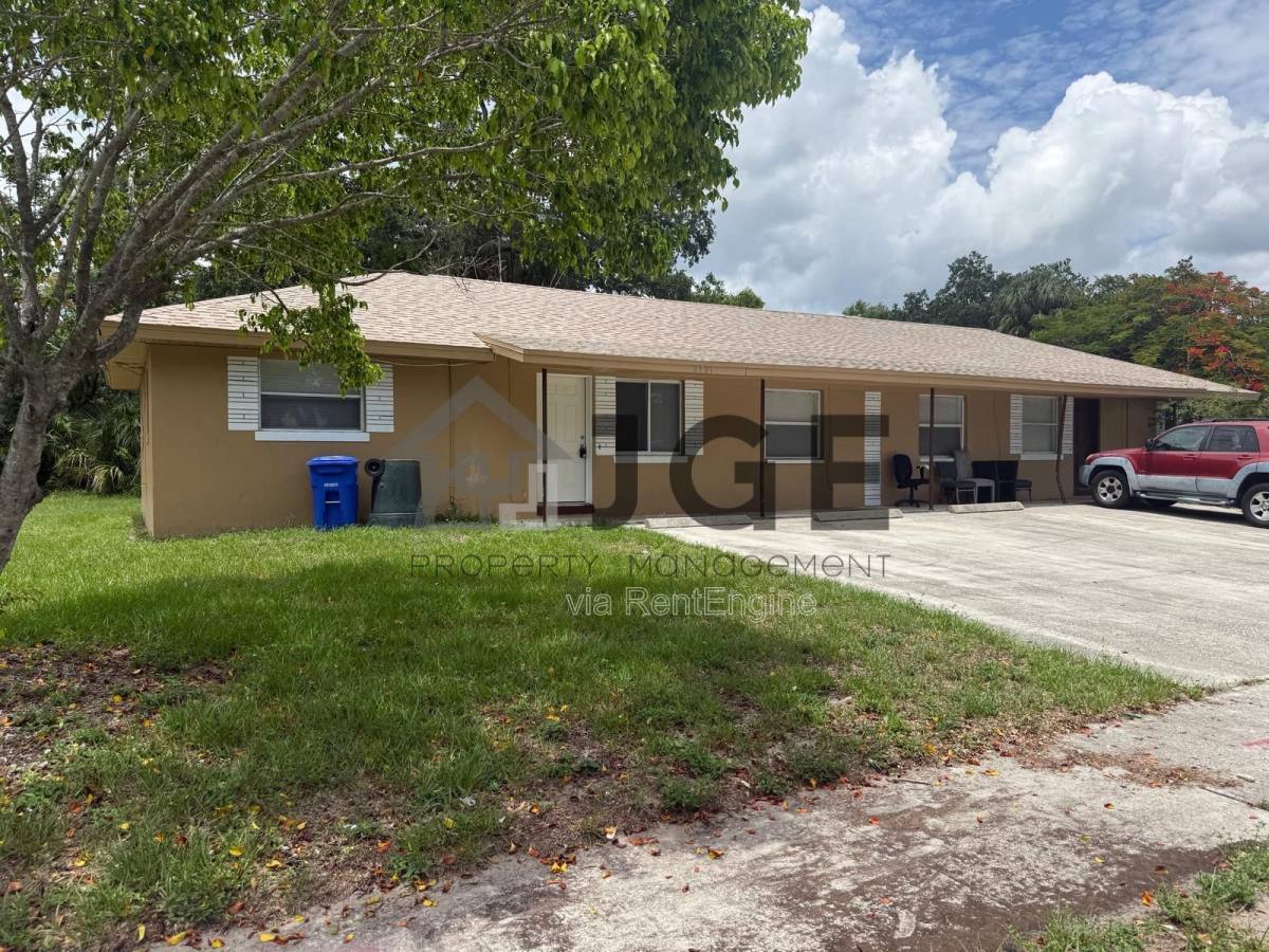 Apartment for rent at 2351 Lafayette St, Fort Myers, FL 33901