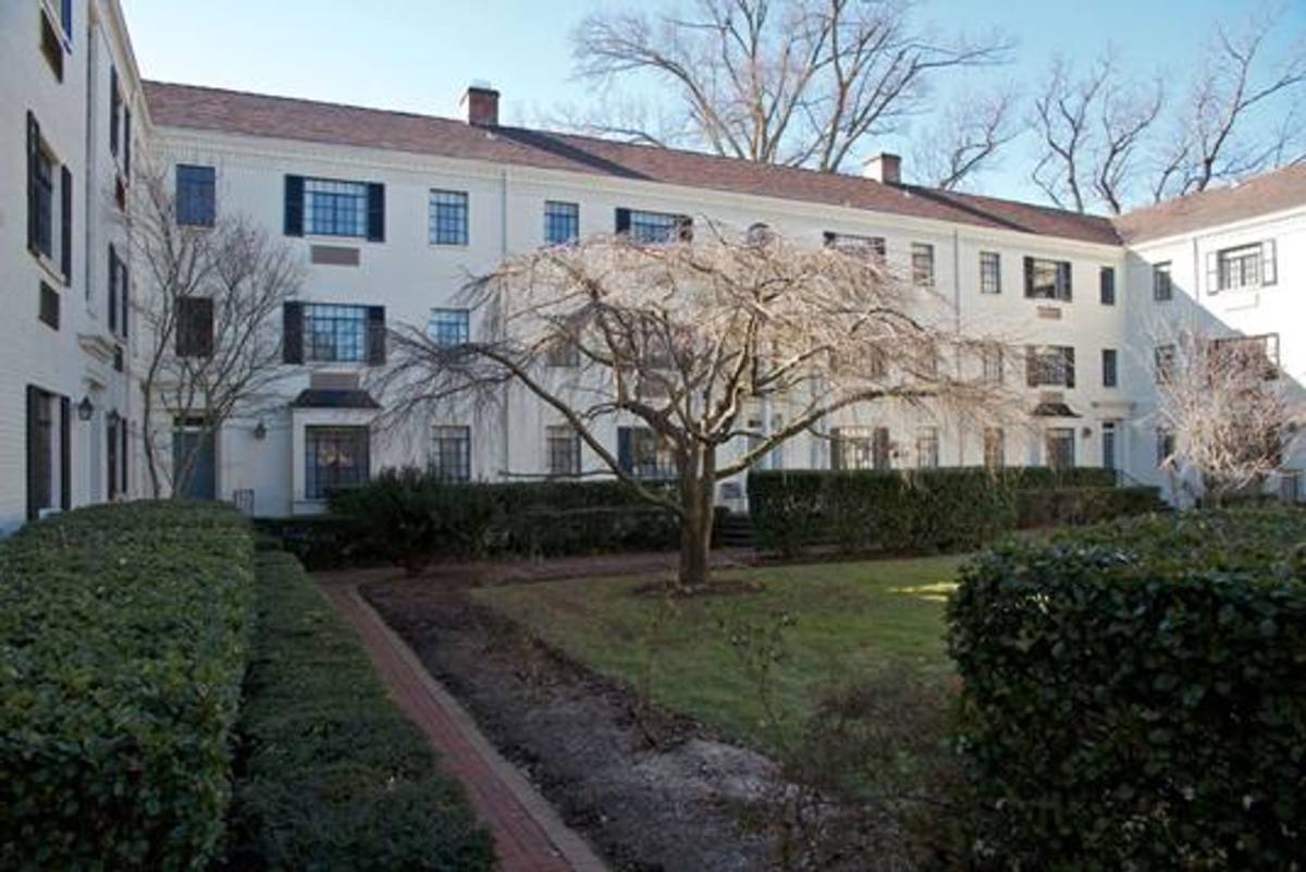 Apartment for rent at 1101 Hillsborough St, Raleigh, NC 27603