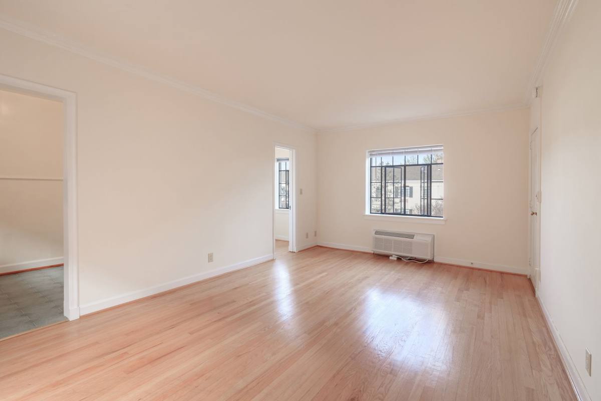 Apartment for rent at 1101 Hillsborough St, Raleigh, NC 27603