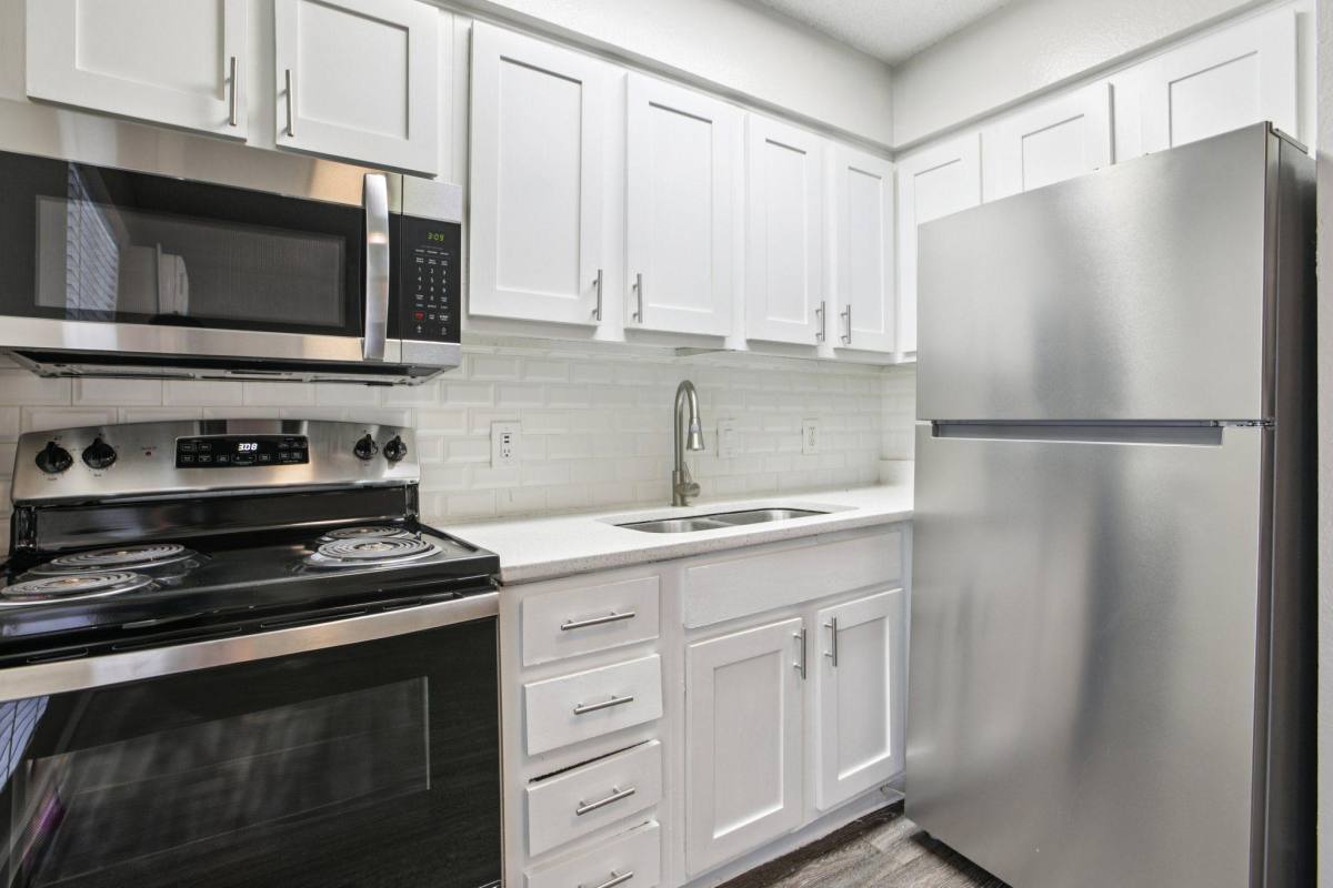 Apartment for rent at Mesh, 2101 Elmont Dr, Austin, TX 78741