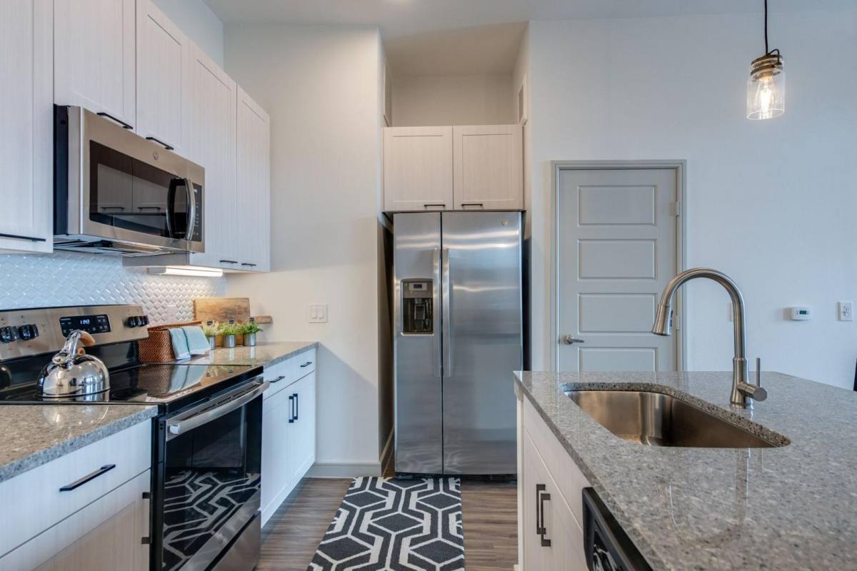 Apartment for rent at 2223 Hawes Ave, Dallas, TX 75235