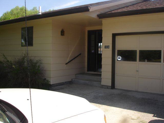 Apartment for rent at 1034 Wicks Lane, Billings, MT 59105