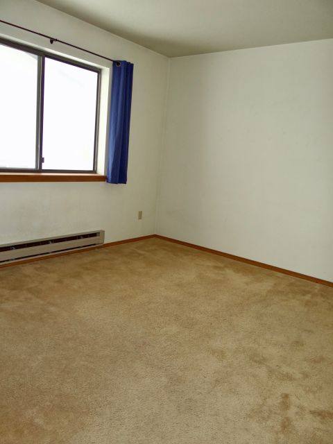 Apartment for rent at 1034 Wicks Lane, Billings, MT 59105