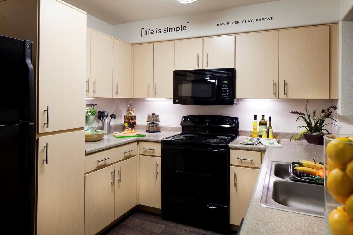Apartment for rent at 909 W Grove Parkway, Tempe, AZ 85283