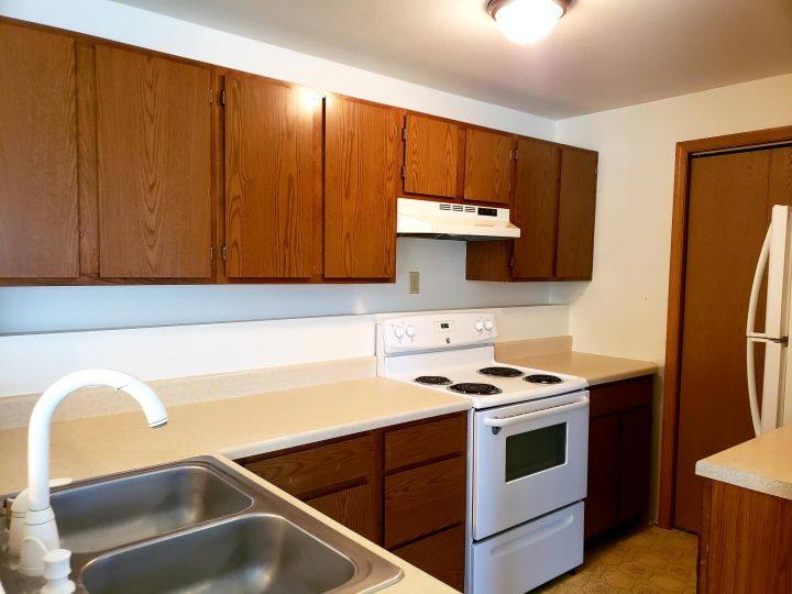 Apartment for rent at 1686 Vuecrest Dr #3, Billings, MT 59101