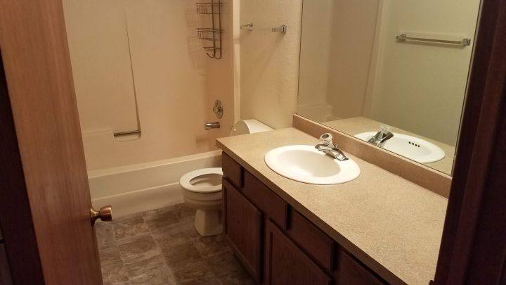 Apartment for rent at Pinehurst, 608 N 30th St, Billings, MT 59101