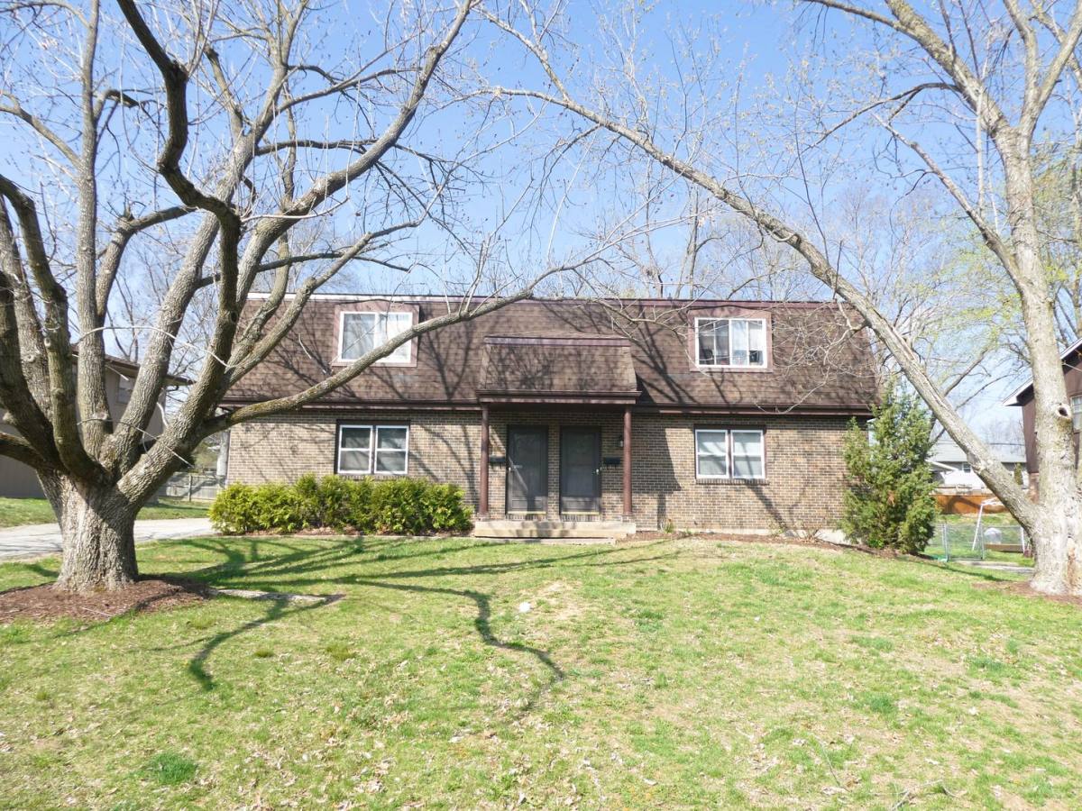 Apartment for rent at 1409-11 Joann, Columbia, MO 65203