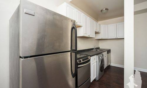 Apartment for rent at 3345 N Marshfield Ave, Chicago, IL 60657