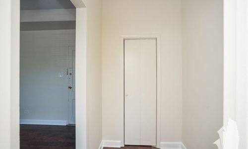 Apartment for rent at 3345 N Marshfield Ave, Chicago, IL 60657