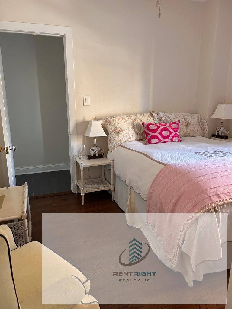 Apartment for rent at 534 W Stratford Place #6E, Chicago, IL 60657