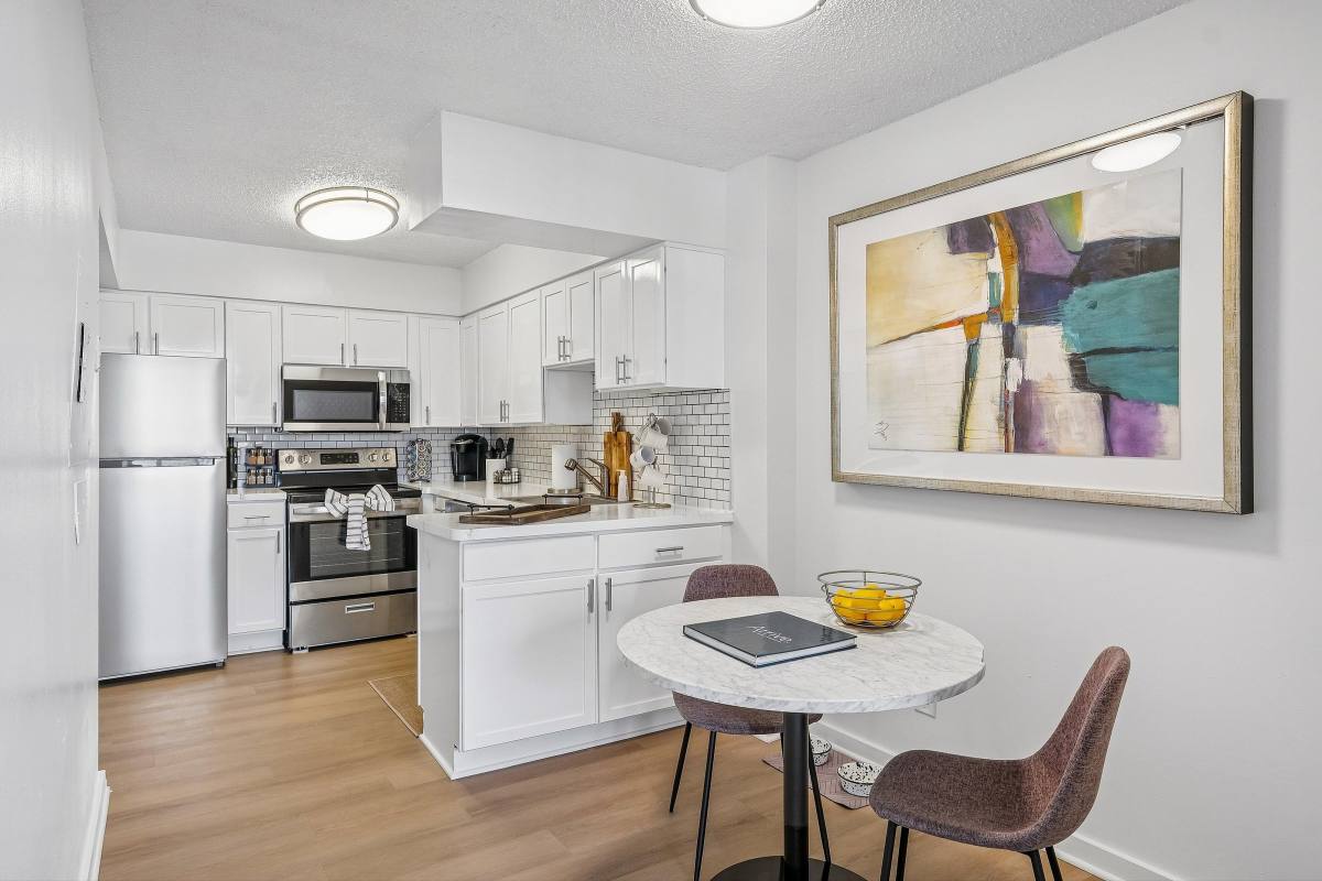 Apartment for rent at 2801 Park Center Dr, Alexandria, VA 22302