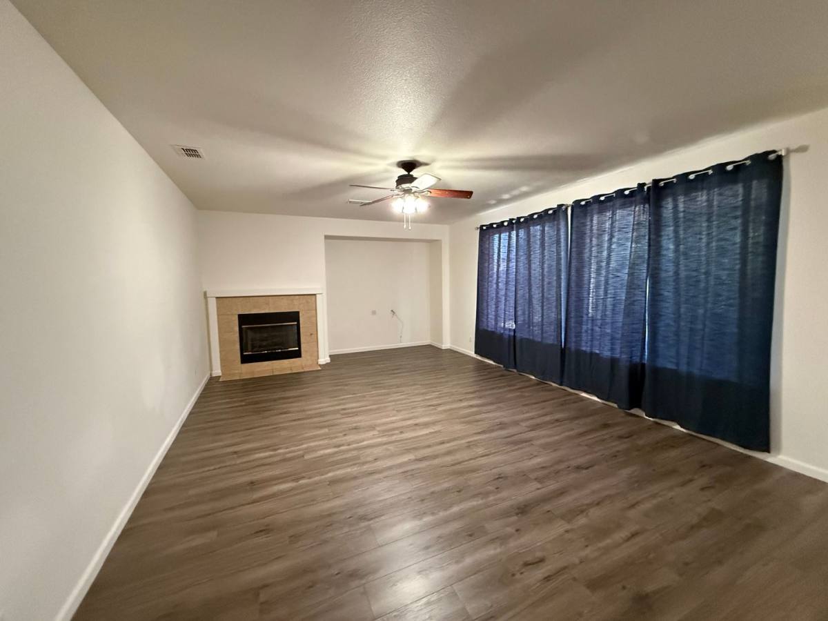 House for rent at 9424 Sea Cliff Way, Elk Grove, CA 95758