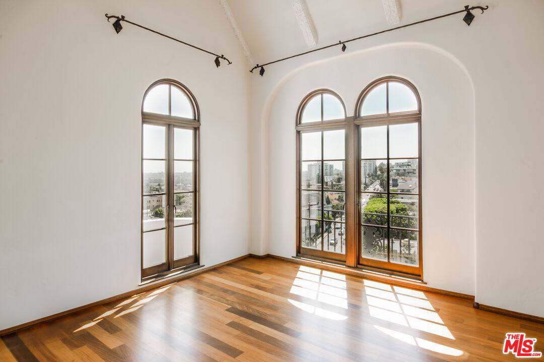 Apartment for rent at 1302 N Sweetzer Ave, Los Angeles, CA 90046