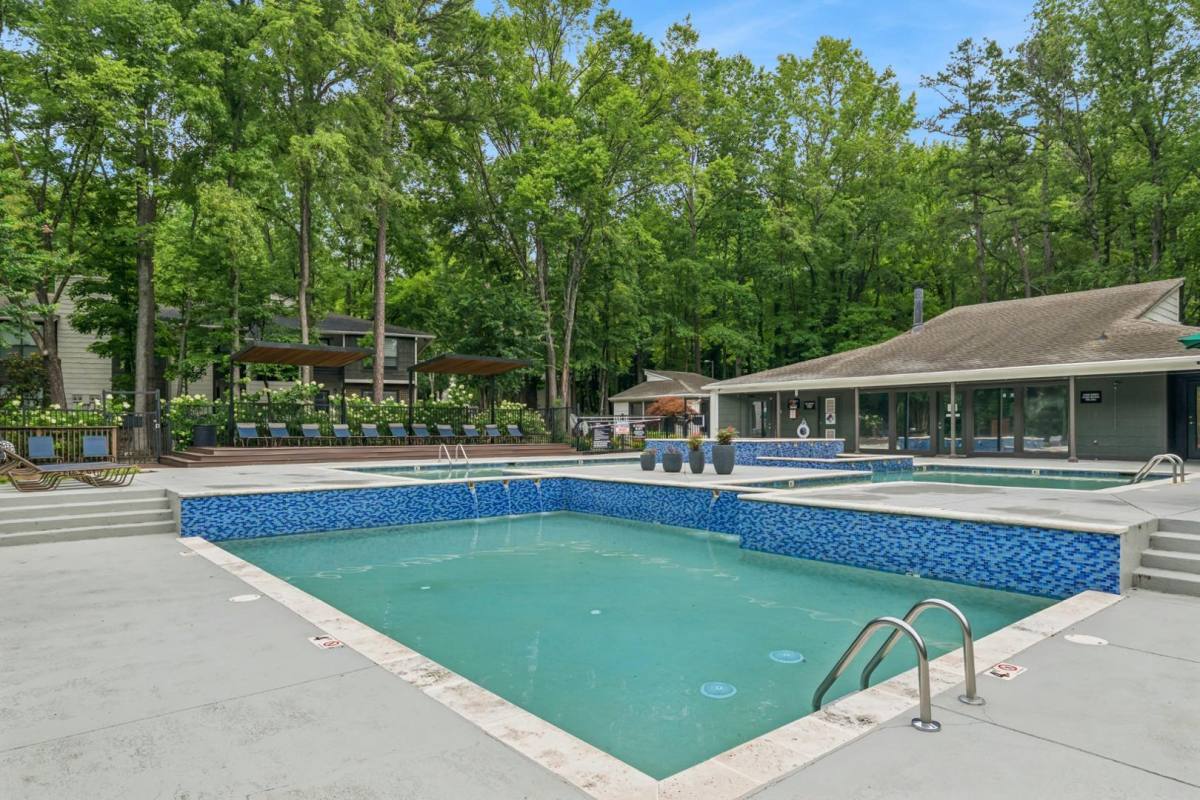 Apartment for rent at Camden Timber Creek, 1100 Falls Creek Lane, Charlotte, NC 28209