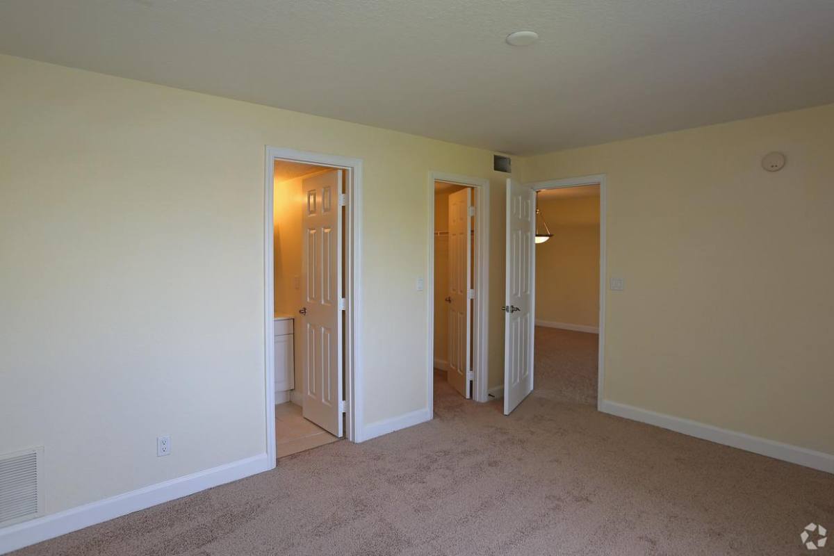 Apartment for rent at 6705 Mallards Cove Rd, Jupiter, FL 33458