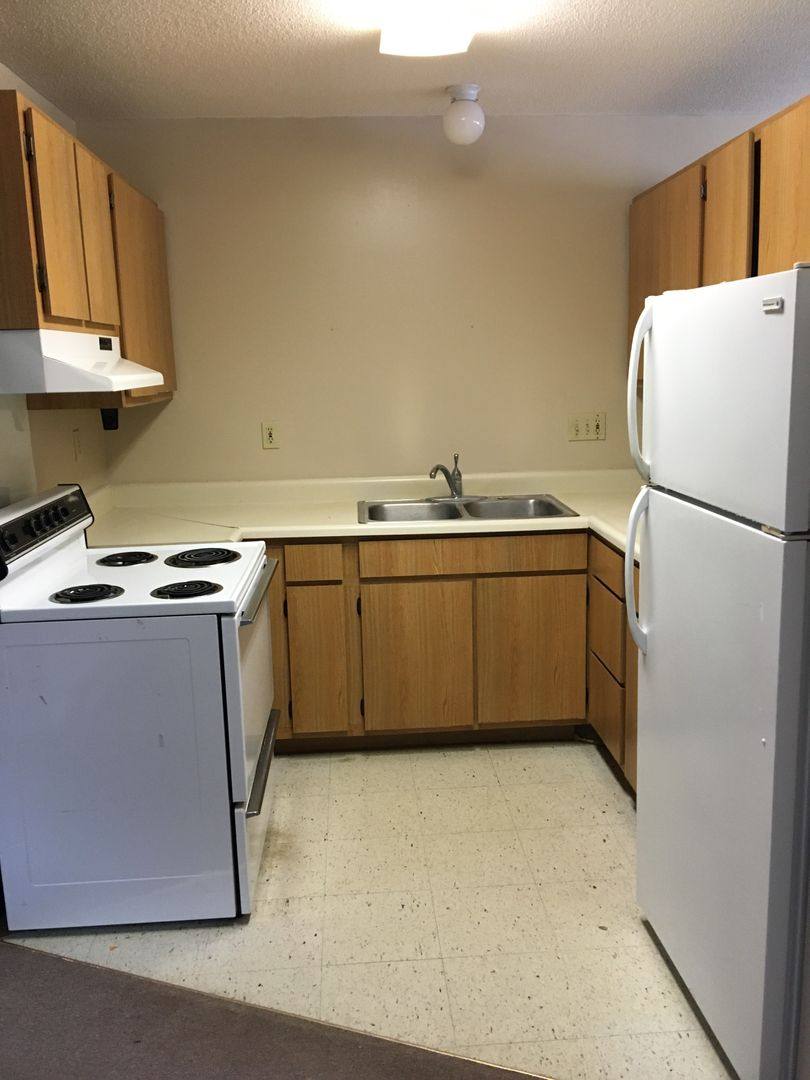 Apartment for rent at 414 W Harrison St, Veedersburg, IN 47987