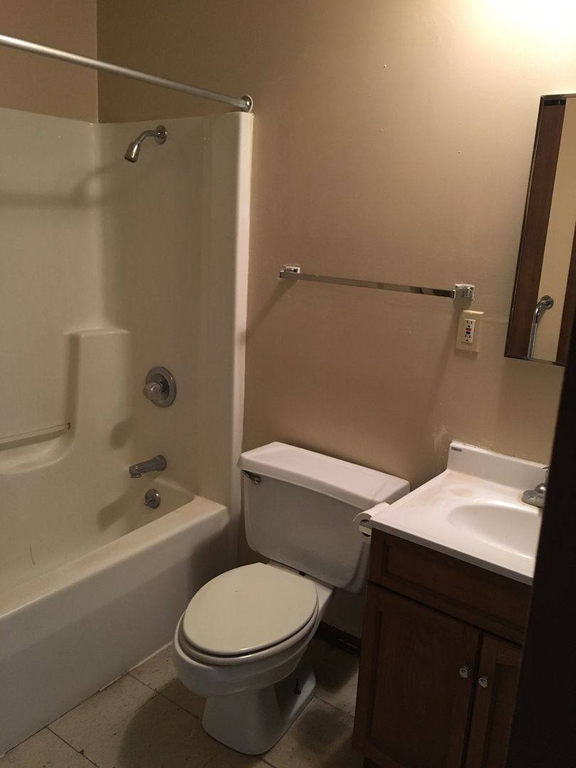 Apartment for rent at 414 W Harrison St, Veedersburg, IN 47987