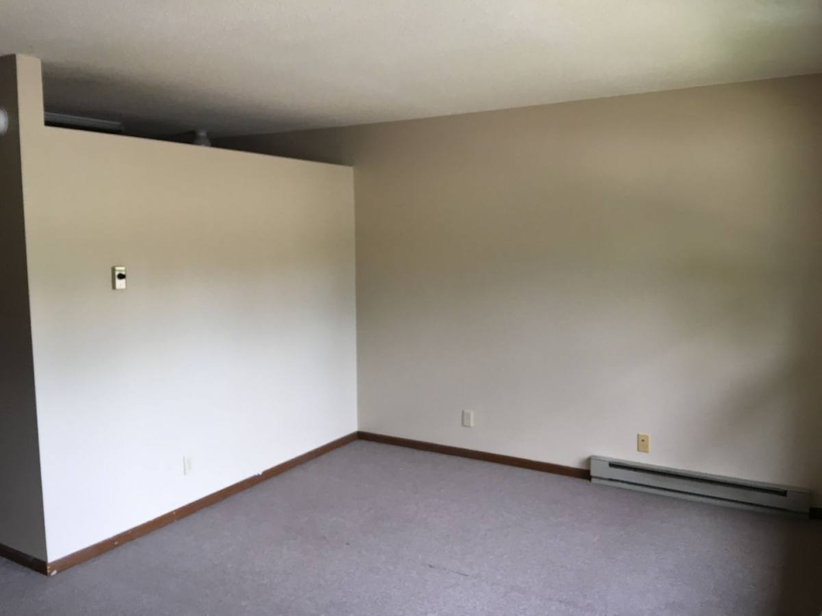Apartment for rent at 414 W Harrison St, Veedersburg, IN 47987