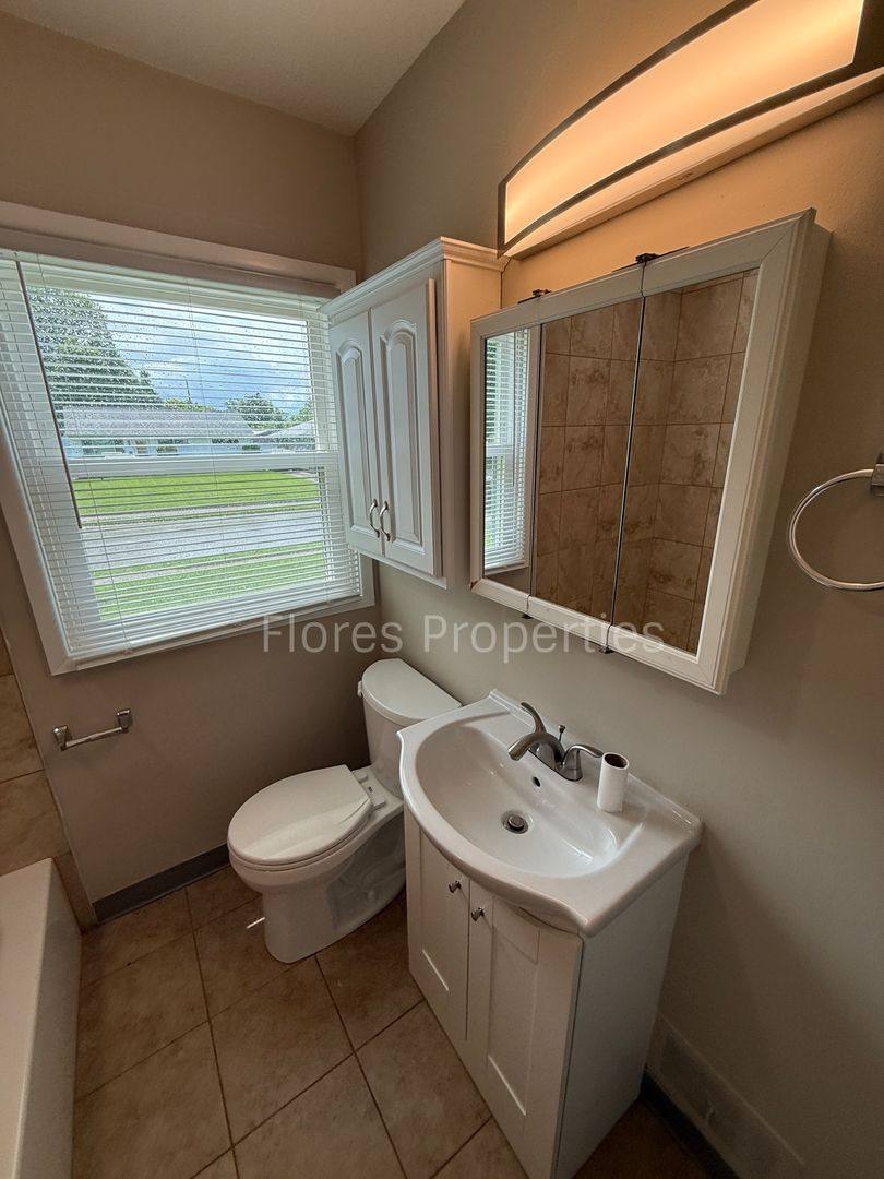 House for rent at 1136 Pauline Ave, Columbus, OH 43224