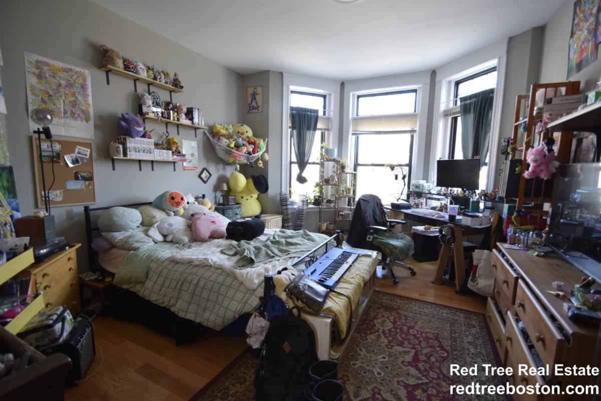 Apartment for rent at 1914 Beacon St #2, Brighton, MA 02135