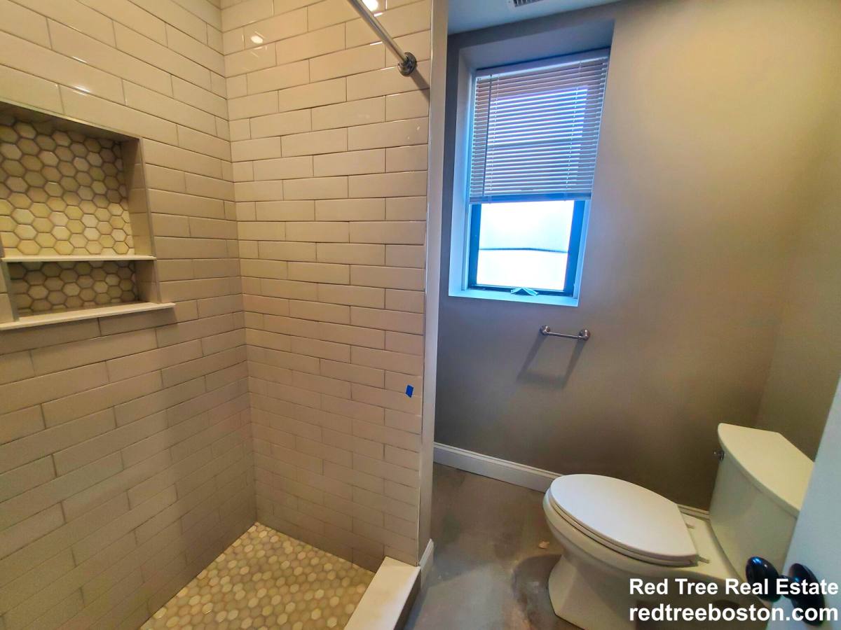 Apartment for rent at 1914 Beacon St #2, Brighton, MA 02135