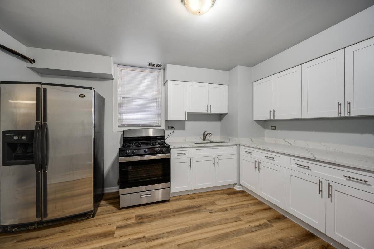 Apartment for rent at 1720 N St Louis Ave #1, Chicago, IL 60647
