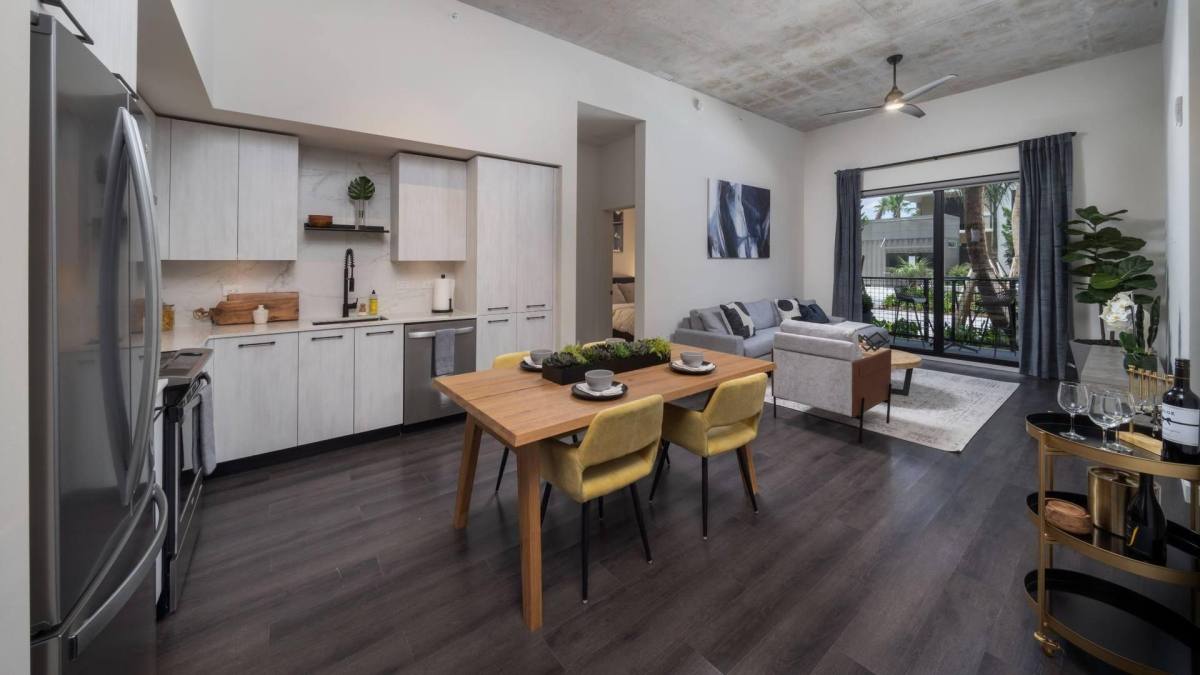 Apartment for rent at 6970 SW 40th St, Miami, FL 33155