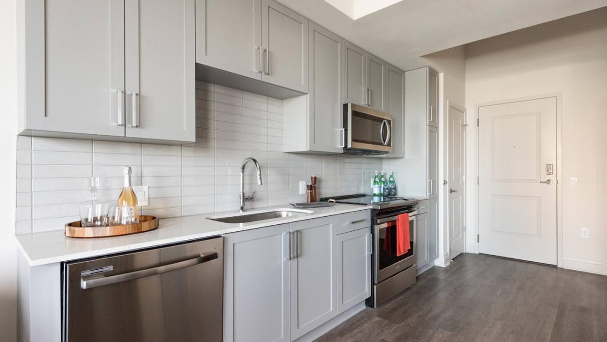 Apartment for rent at 10 Westedge St, Charleston, SC 29403
