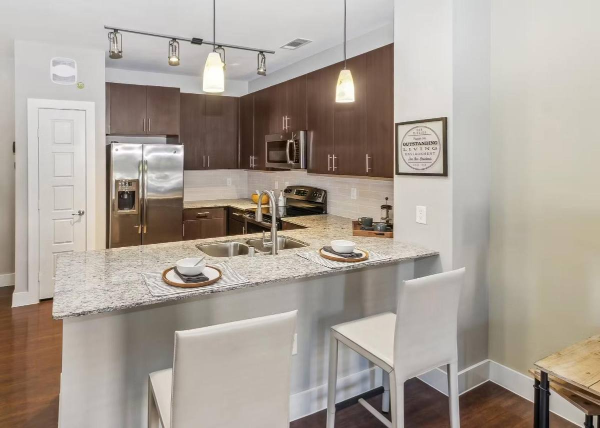 Apartment for rent at 5961 W Parker Rd, Plano, TX 75093