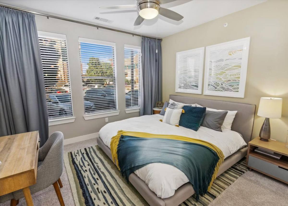 Apartment for rent at 5961 W Parker Rd, Plano, TX 75093