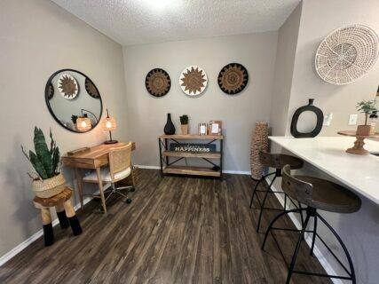 Apartment for rent at 5901 Valleycreek Lane, Arlington, TX 76017