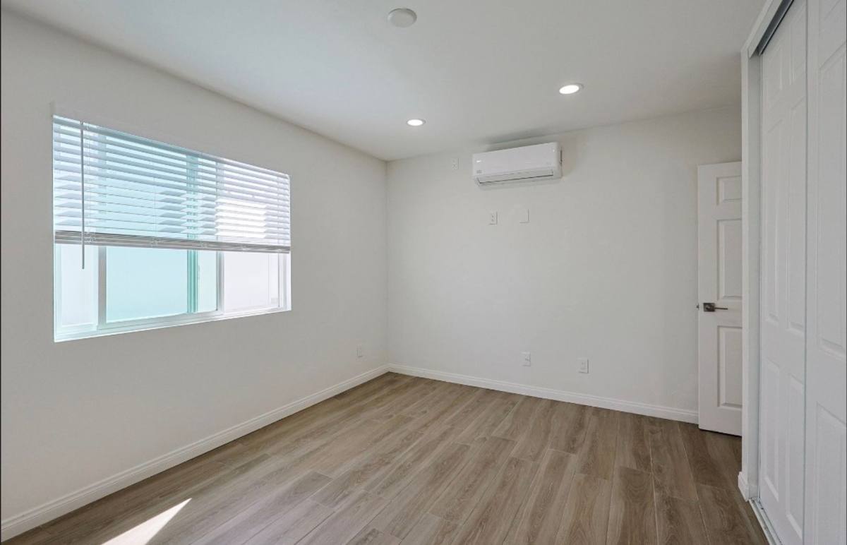 House for rent at 143 Buccaneer Dr, San Diego, CA 92114