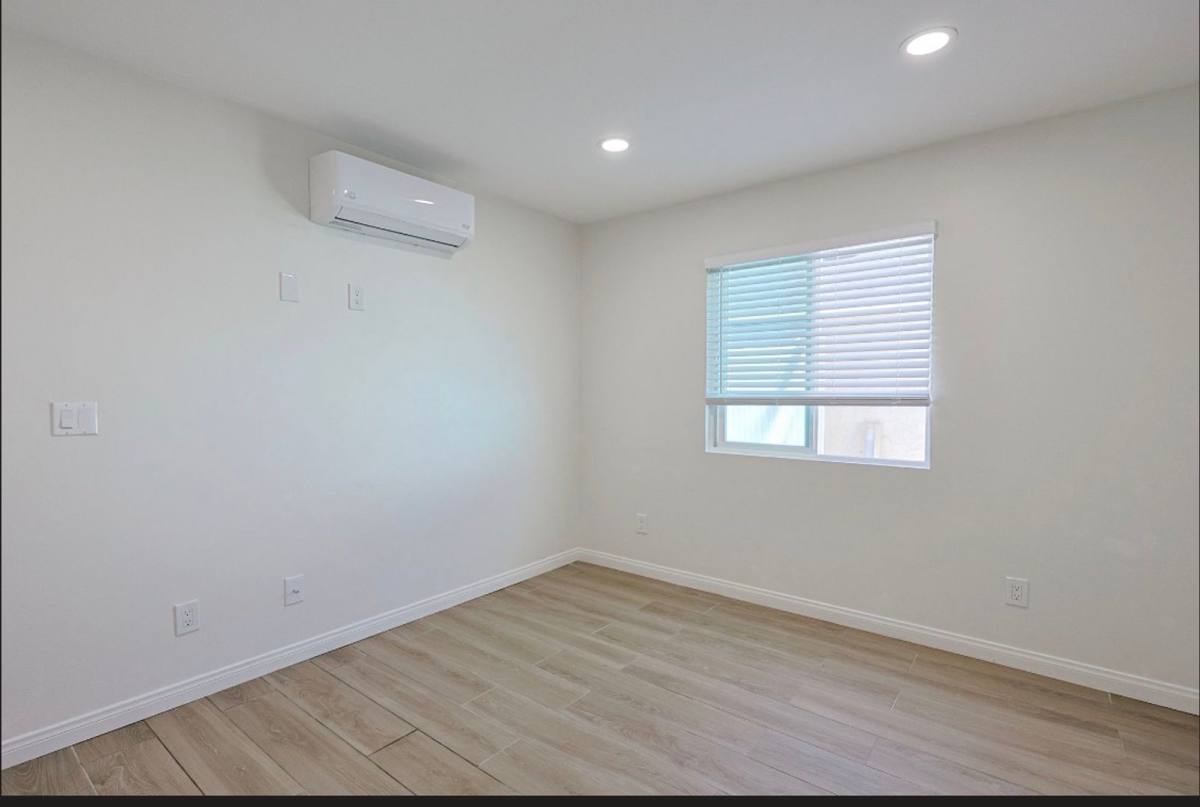 House for rent at 143 Buccaneer Dr, San Diego, CA 92114