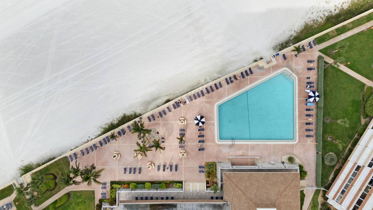 Condo for rent at 17920 Gulf Blvd, Saint Petersburg, FL 33708