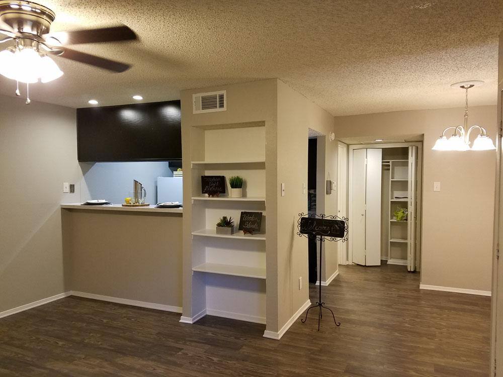 Townhouse for rent at The Woodlands of Arlington, 2800 Lynnwood Dr, Arlington, TX 76013