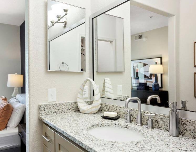 Courtney Village at Papago Park, 4848 E Roosevelt St, Phoenix, AZ 85008 - Apartment for Rent - Image 3