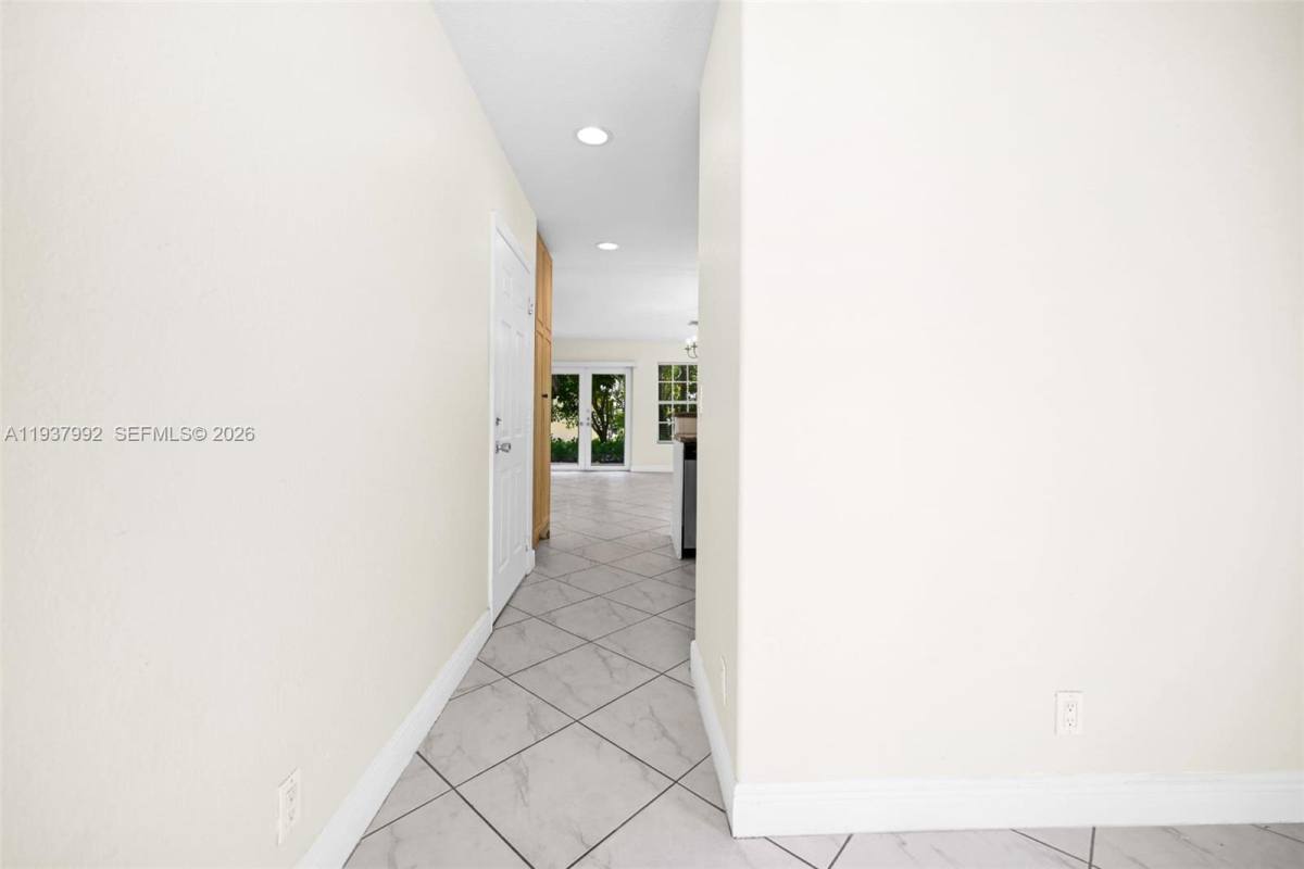 Townhouse for rent at 1731 NW 94th Ave, Coral Springs, FL 33071
