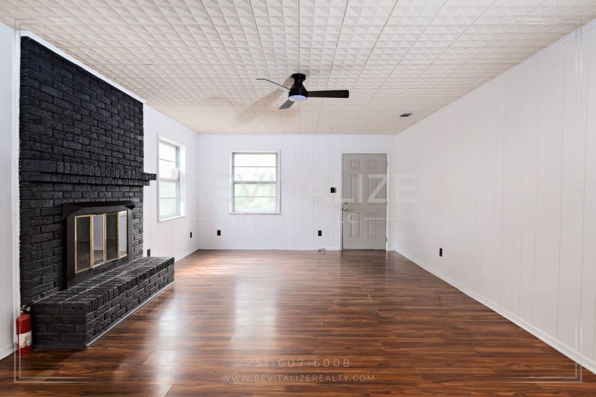 House for rent at 2121 Barron Place, Mobile, AL 36605