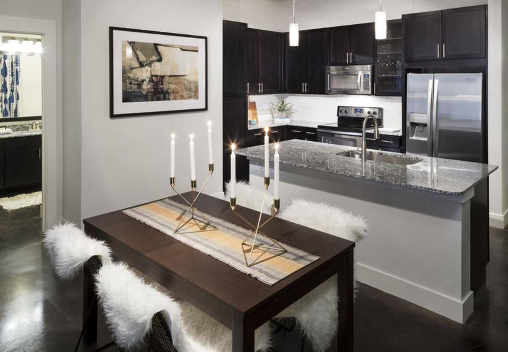 Apartment for rent at Avenue on Fairmount, 4210 Fairmount St, Dallas, TX 75219
