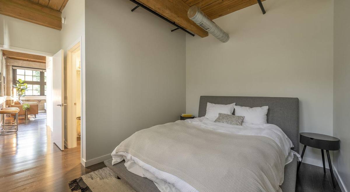 Apartment for rent at 59 Fountain St, Framingham, MA 01702