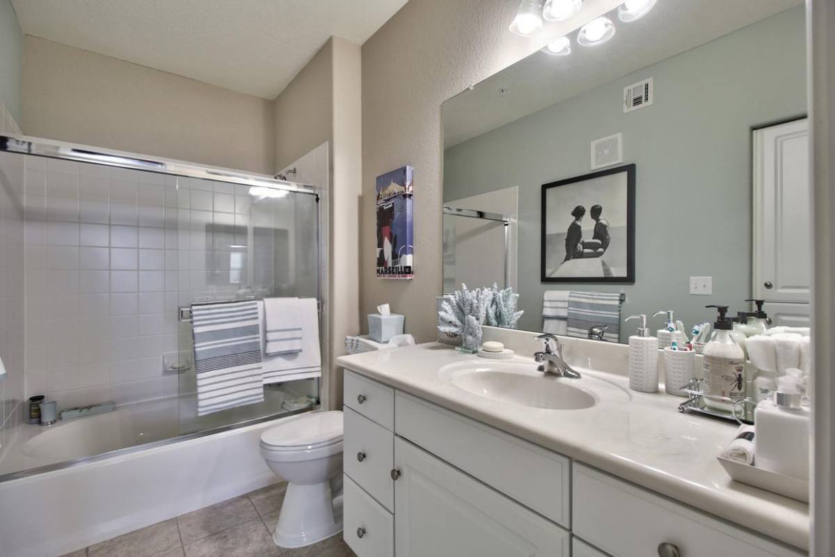 Apartment for rent at 6901 E Chauncey Lane, Phoenix, AZ 85054