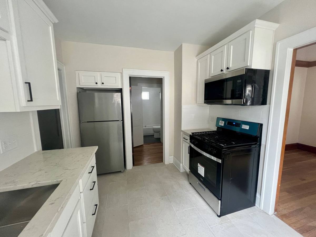 Apartment for rent at 2068 Waterbury Rd, Lakewood, OH 44107