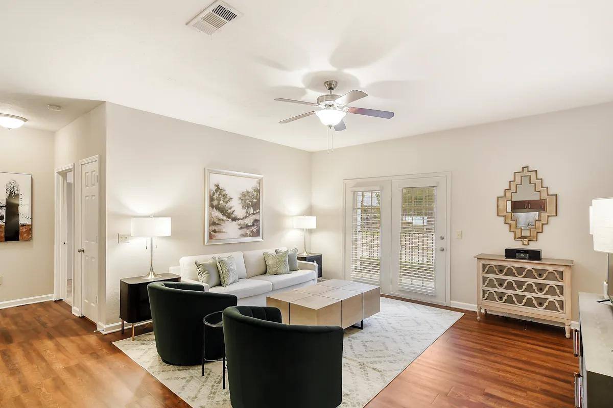 Apartment for rent at 1290 W Government St, Brandon, MS 39042