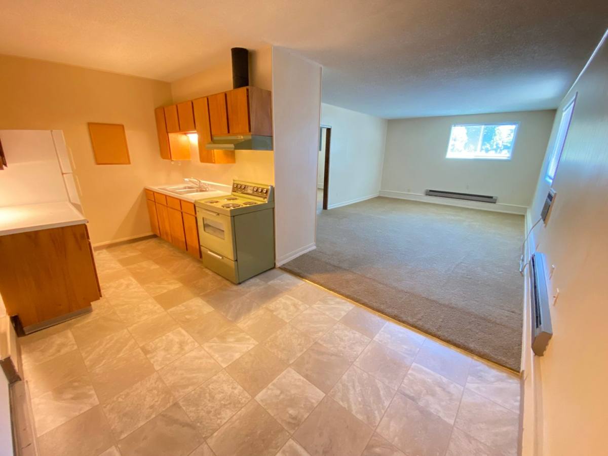 Apartment for rent at 111 W 12th Ave, Ellensburg, WA 98926